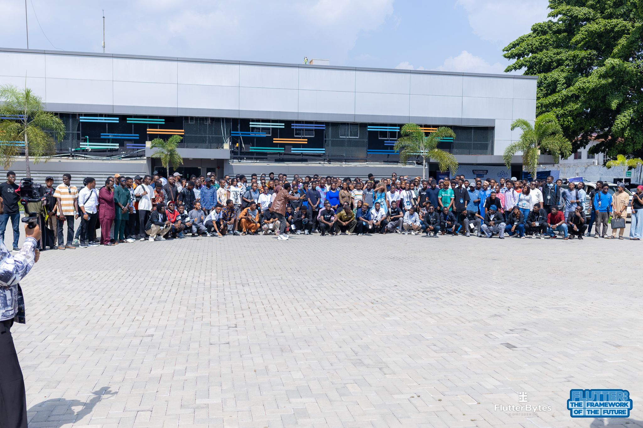 FlutterBytes conference venue and attendees